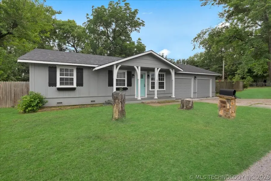 201 SE 7th Street, Pryor, OK 74361 - #2