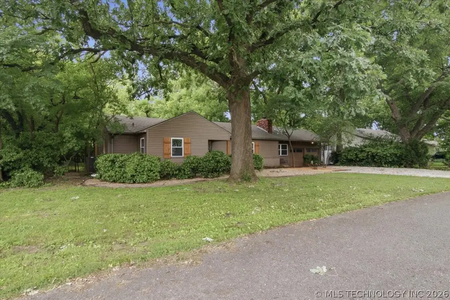 1440 E 55th Place, Tulsa, OK 74105 - #2