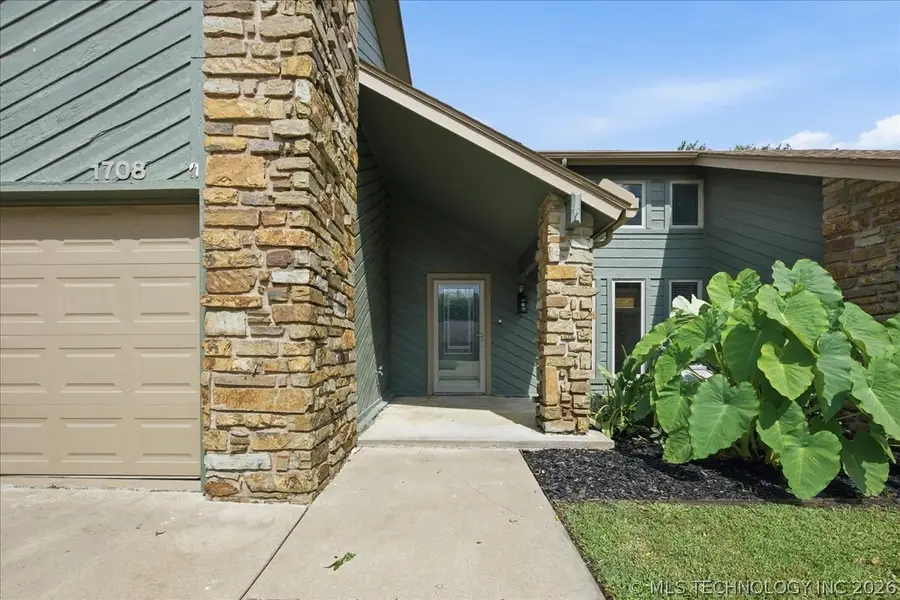 1708 N 16th Street, Broken Arrow, OK 74012 - #2