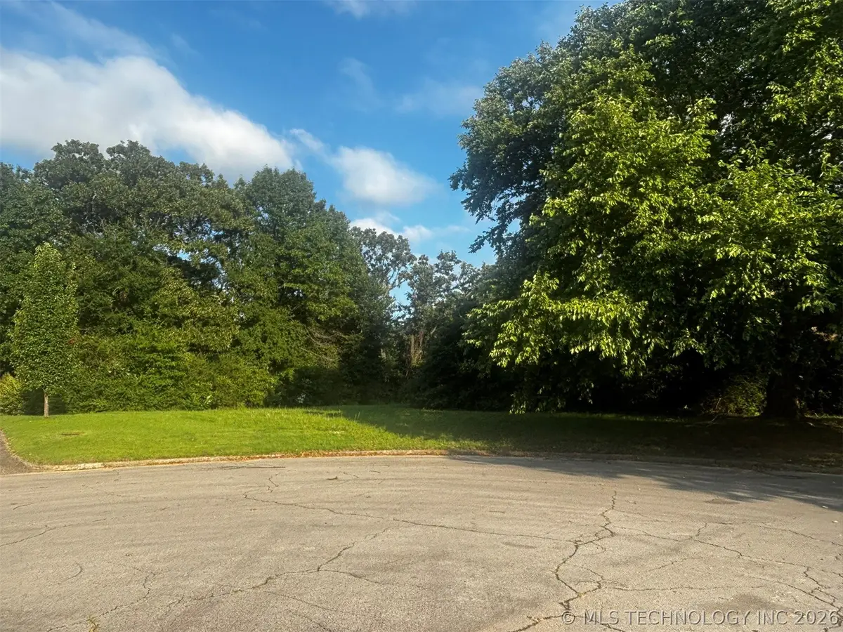 1711 Kings Road, Okmulgee, OK 74447 - #1