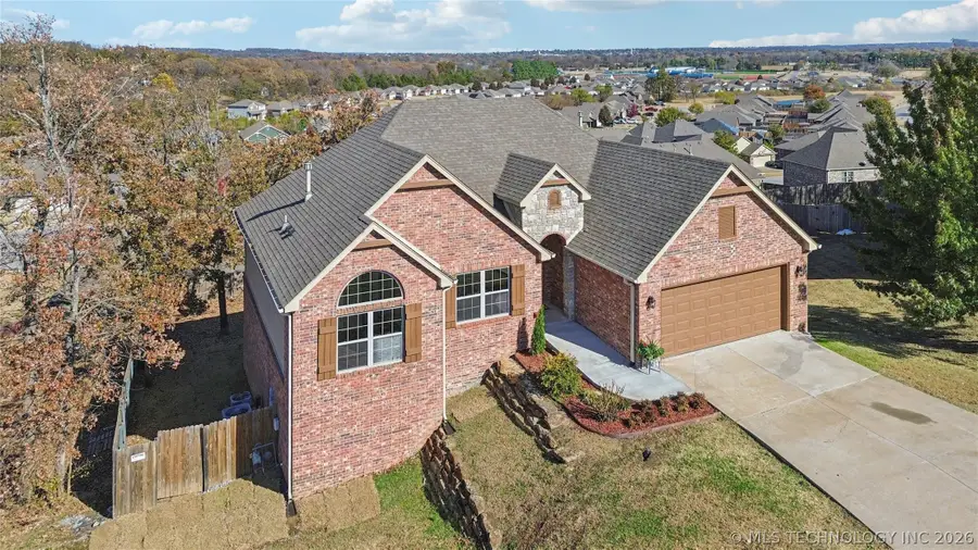 1515 Emily Circle, Sapulpa, OK 74066 - #2