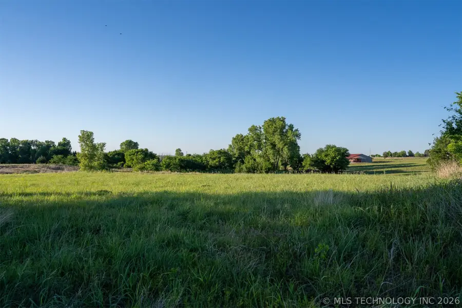 4 W County Road, Tuttle, OK 73089 - #2