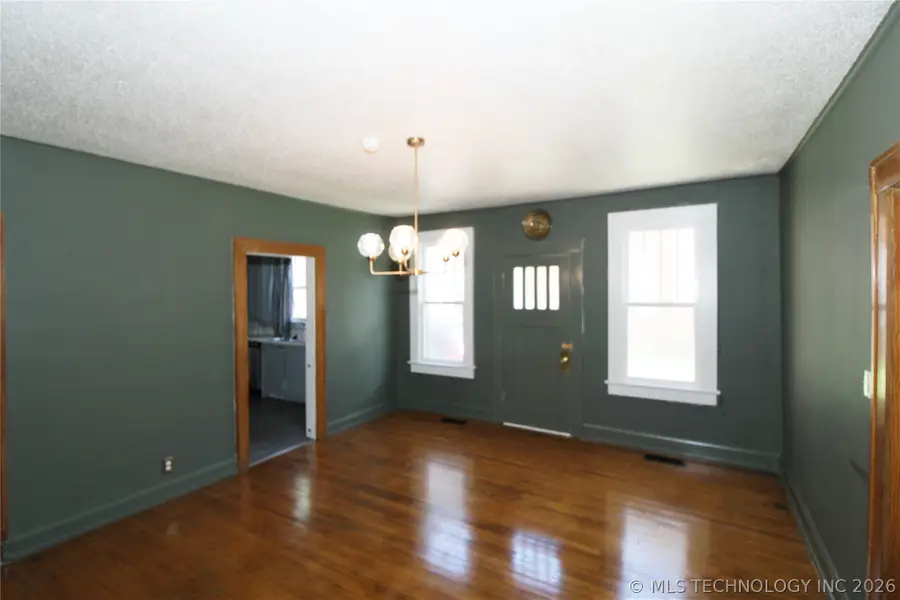 616 S Bixby Street, Sapulpa, OK 74066 - #3