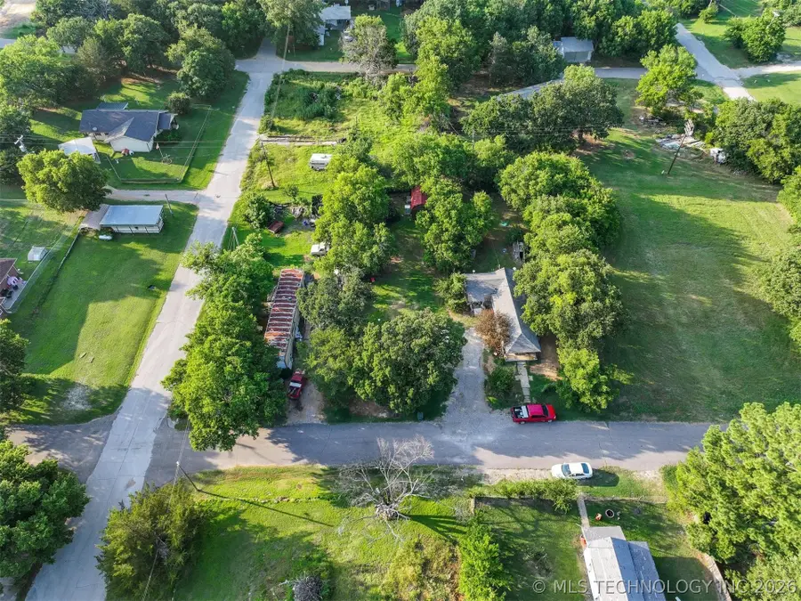 317 Mcgraw Street, Healdton, OK 73438 - #3