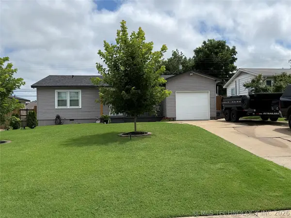 8944 E Newton Street, Tulsa, OK 74115