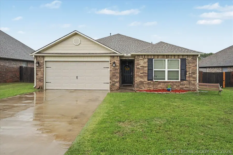 1100 W Missouri Avenue, Claremore, OK 74019 - #2