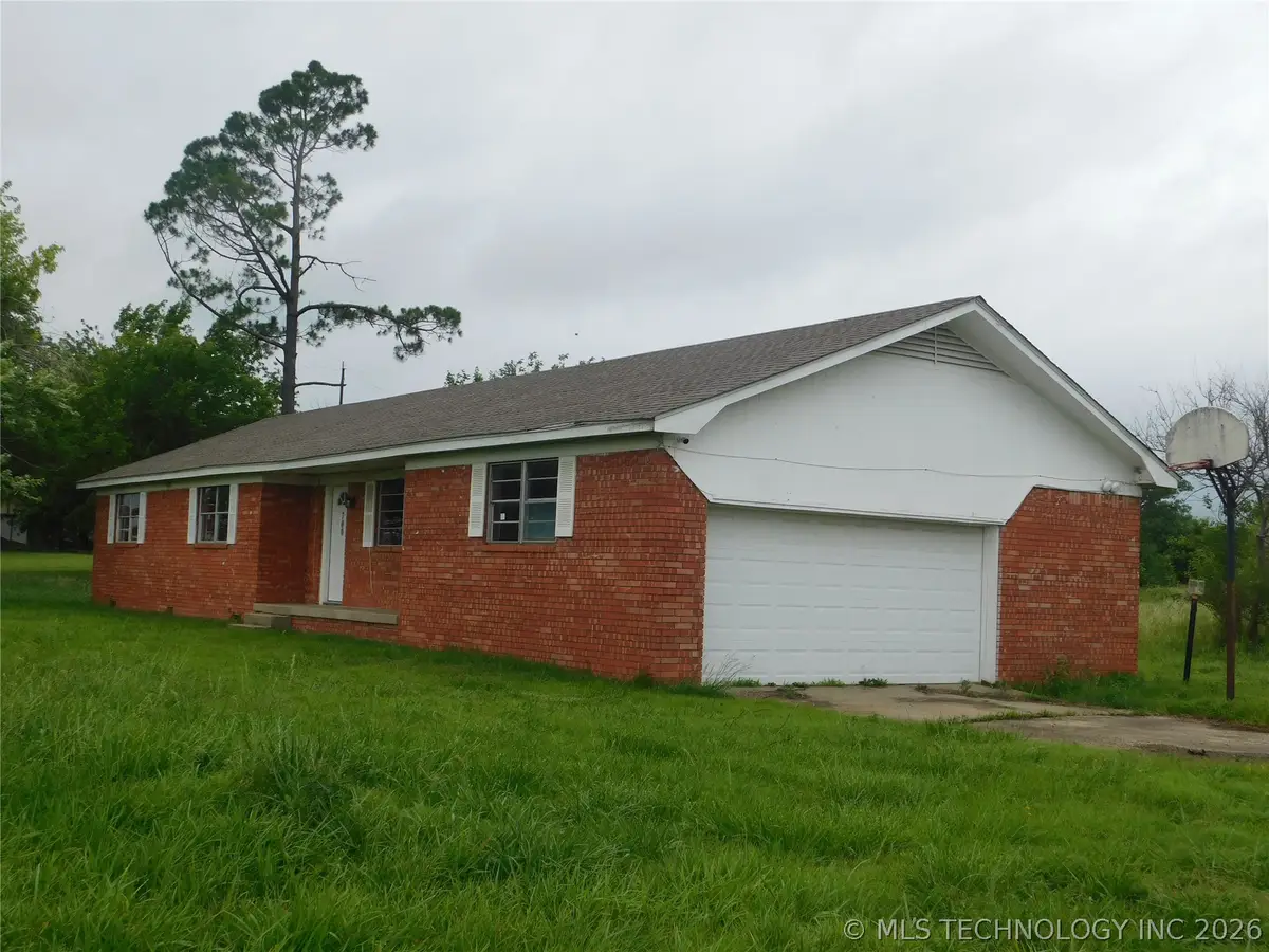 700 E Ozark Street, Morris, OK 74445 - #1