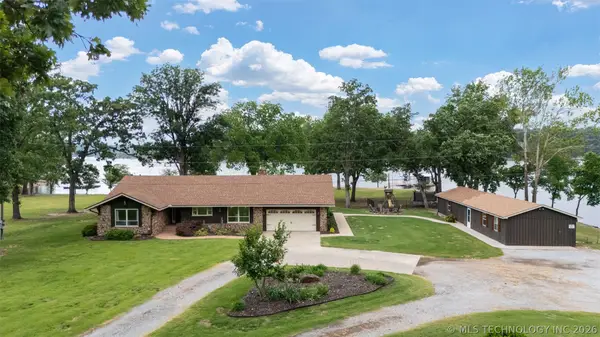 25815 S Horsecreek Drive, Afton, OK 74331