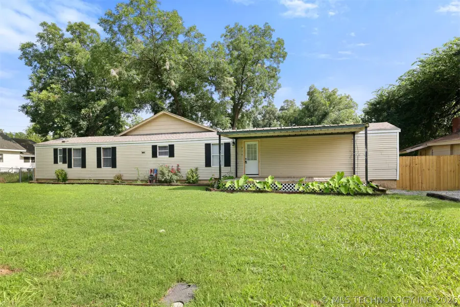 215 E Florida, Durant, OK 74701 - #2