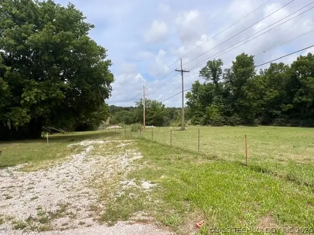 1426 N 9th Street E, Sapulpa, OK 74066 - #3
