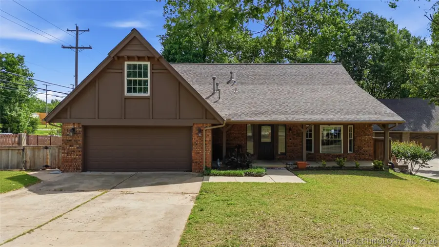 809 E Union Street, Broken Arrow, OK 74011 - #2