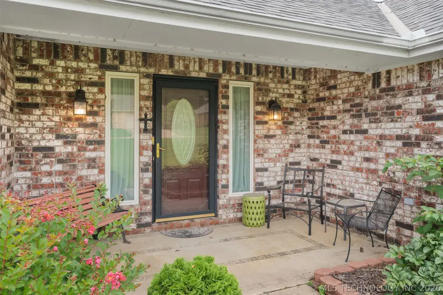 1018 Arbor Drive, Bartlesville, OK 74006 - #2