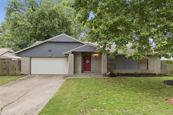 112 N Chestnut Avenue, Broken Arrow, OK 74012