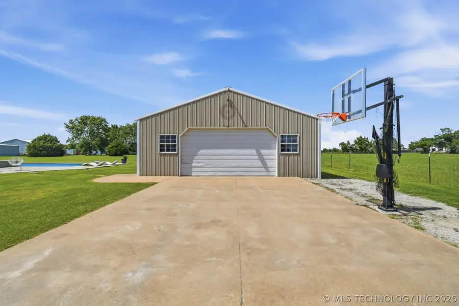 7855 E 116th Street N, Collinsville, OK 74021 - #3