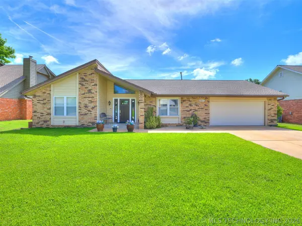 8817 S 72nd East Avenue, Tulsa, OK 74133
