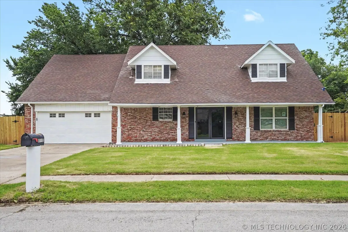 1009 N Forest Place, Jenks, OK 74037 - #1