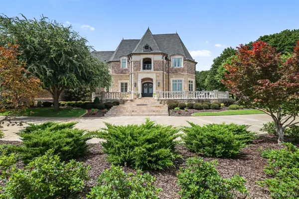 3202 Castle Court, Durant, OK 74701
