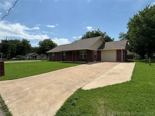 220 S Arkansas, Caddo, OK 74729