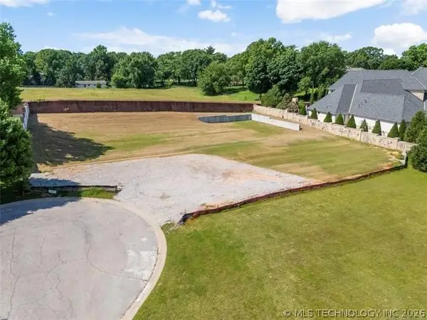 10912 S New Haven Avenue, Tulsa, OK 74137