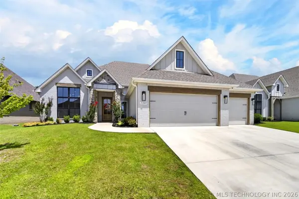 11209 S Redbud Street, Jenks, OK 74037
