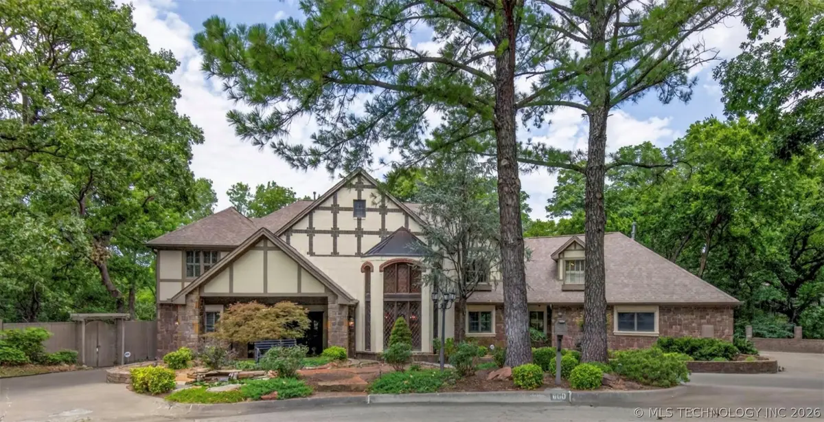 600 Brookhollow Court, Bartlesville, OK 74006 - #1