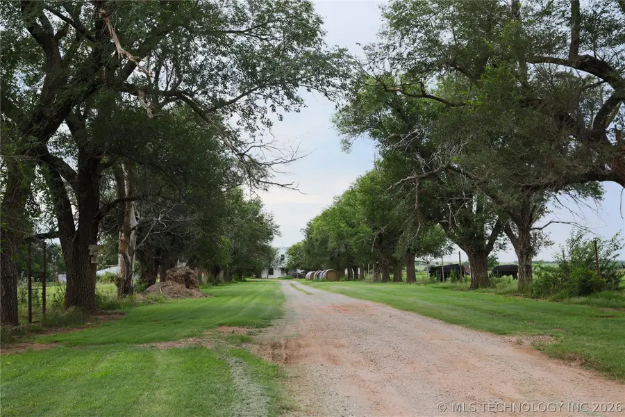22429 E Rupe Avenue, Covington, OK 73730 - #2