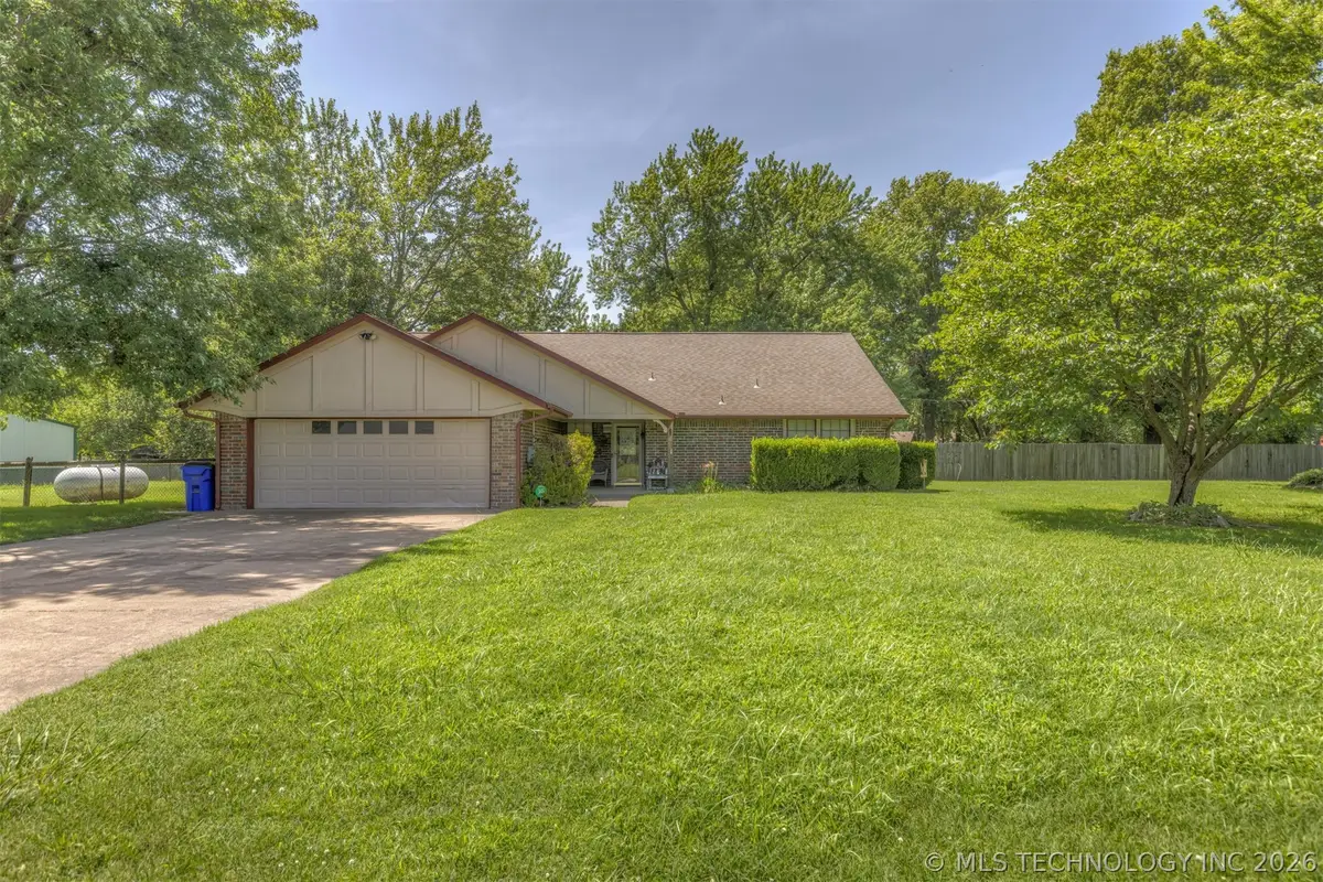17404 S 324th East Avenue, Coweta, OK 74429 - #1