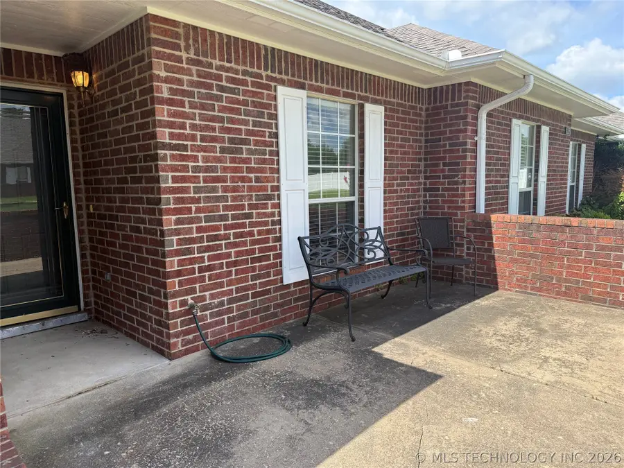 3804 Regency #3804, Muskogee, OK 74403 - #3