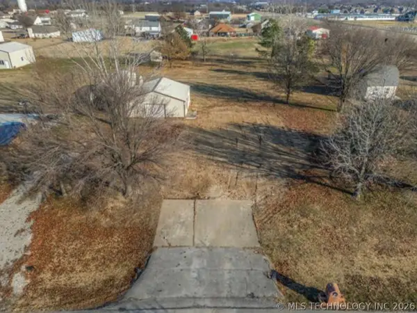 11635 N 156th East Avenue, Collinsville, OK 74021