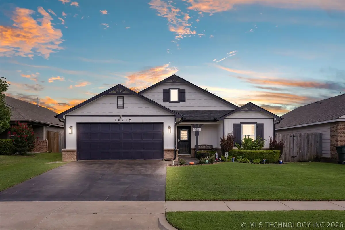 10717 N 152nd East Avenue, Owasso, OK 74055 - #1