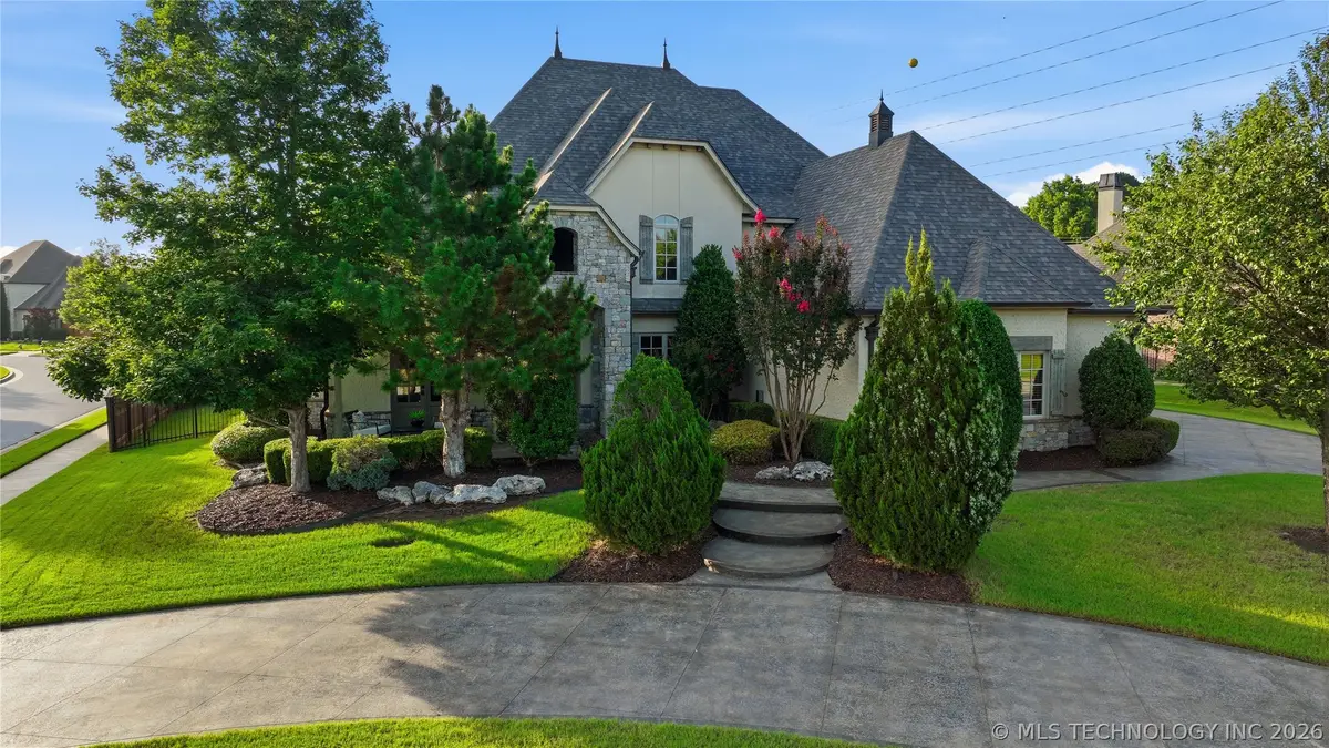 8001 S Galveston Court, Tulsa, OK 74132 - #1