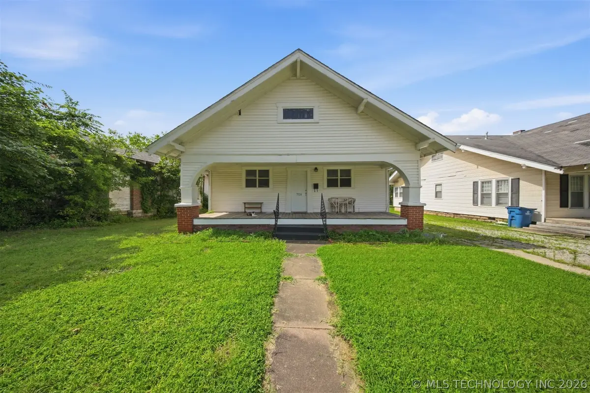 709 E Broadway, Cushing, OK 74023 - #1