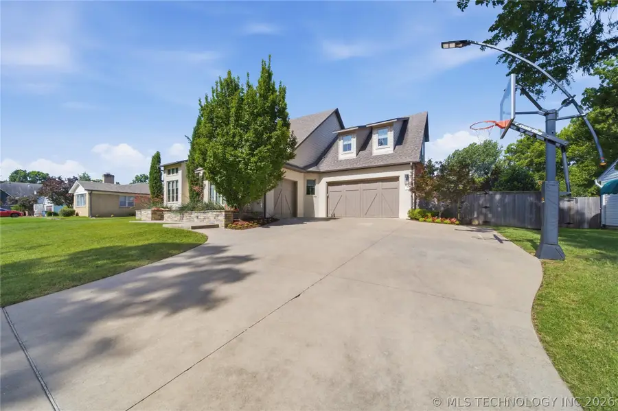 2526 S College Avenue, Tulsa, OK 74114 - #3