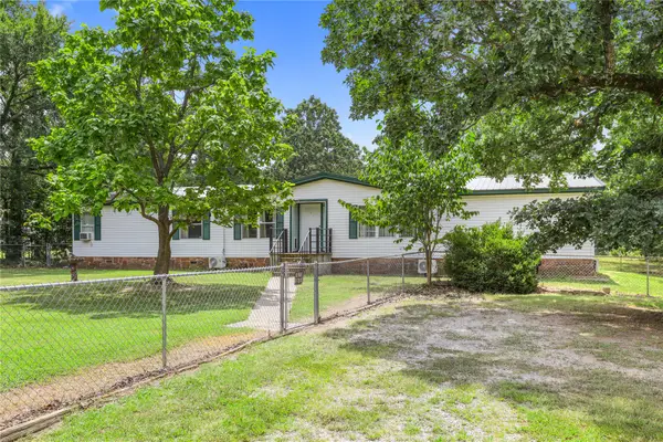 157 Acorn Lane, Jay, OK 74342