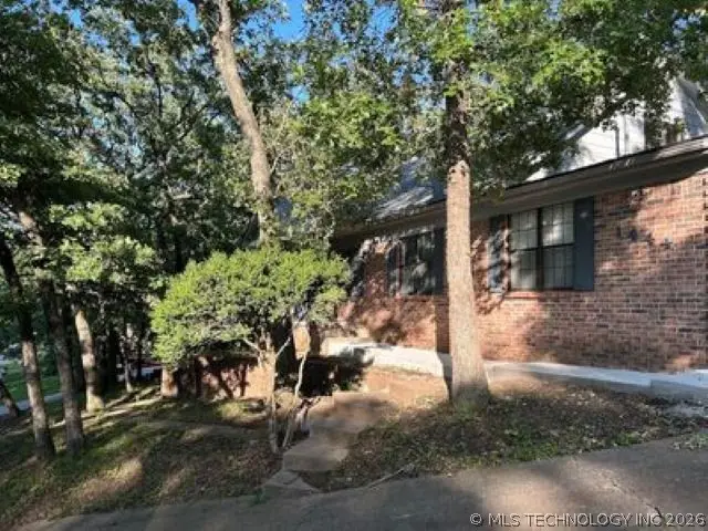 1444 Oakdale Drive, Bartlesville, OK 74006 - #2
