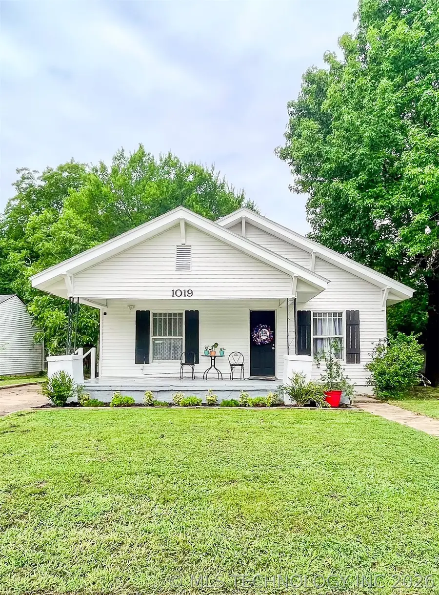 1019 S Stockton, Ada, OK 74820 - #3