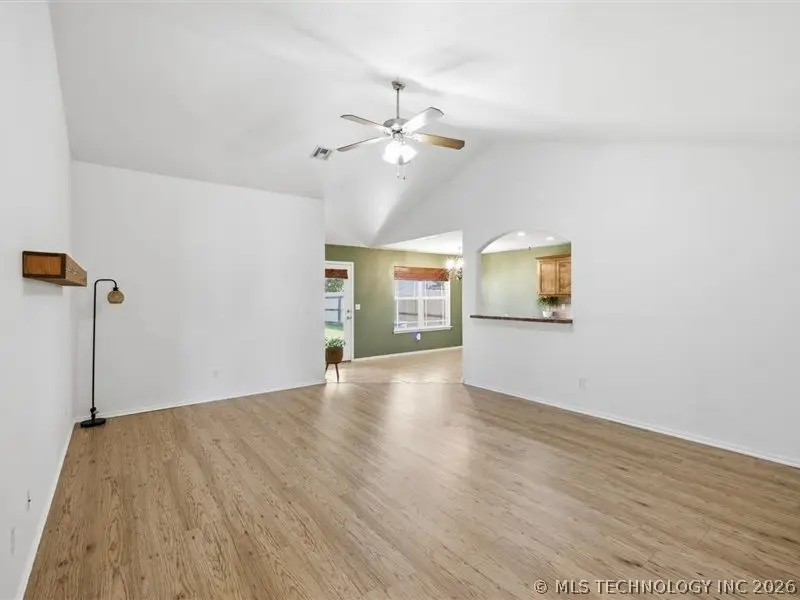4013 W 103rd Court S, Jenks, OK 74037 - #2