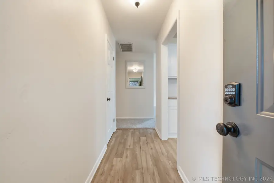 6916 E 18th Street, Tulsa, OK 74112 - #3