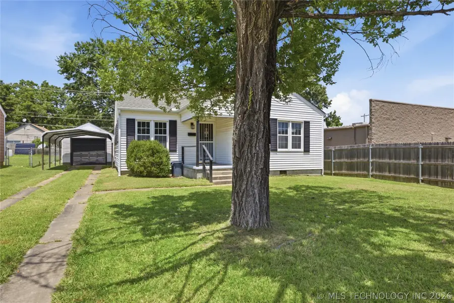 2304 E Broadway Avenue, Muskogee, OK 74403 - #2