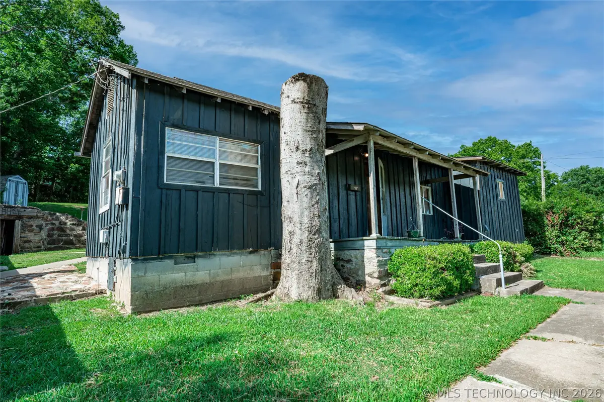 1020 W 1st Street, Hominy, OK 74035 - #1