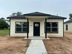 612 S 3rd Street, Morris, OK 74445