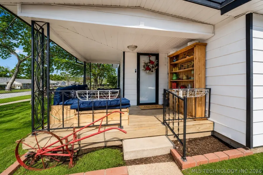 4639 S 32nd West Avenue, Tulsa, OK 74107 - #3