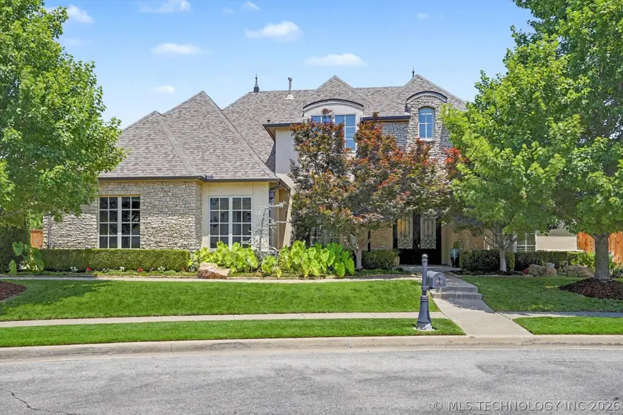 5917 E 106th Place, Tulsa, OK 74137 - #2