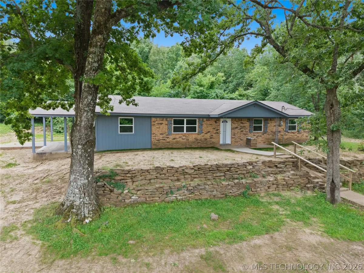 469518 E 899 Road, Stilwell, OK 74960 - #1
