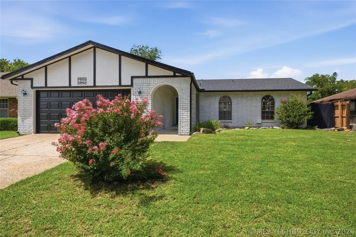 13219 E 30th Place, Tulsa, OK 74134 - #1