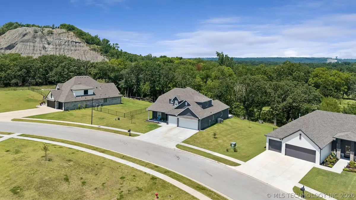 18983 Round Mountain Road, Catoosa, OK 74015 - #1