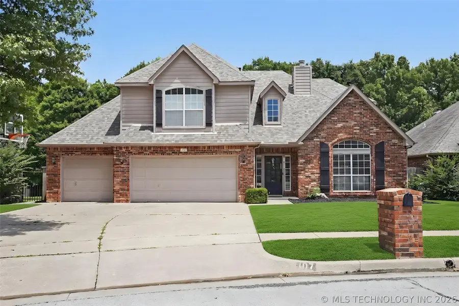 107 S Yellowood Avenue, Broken Arrow, OK 74012 - #3