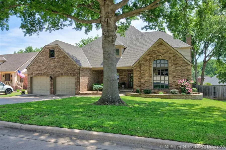 2508 Glynnwood Lane, Bartlesville, OK 74006 - #2
