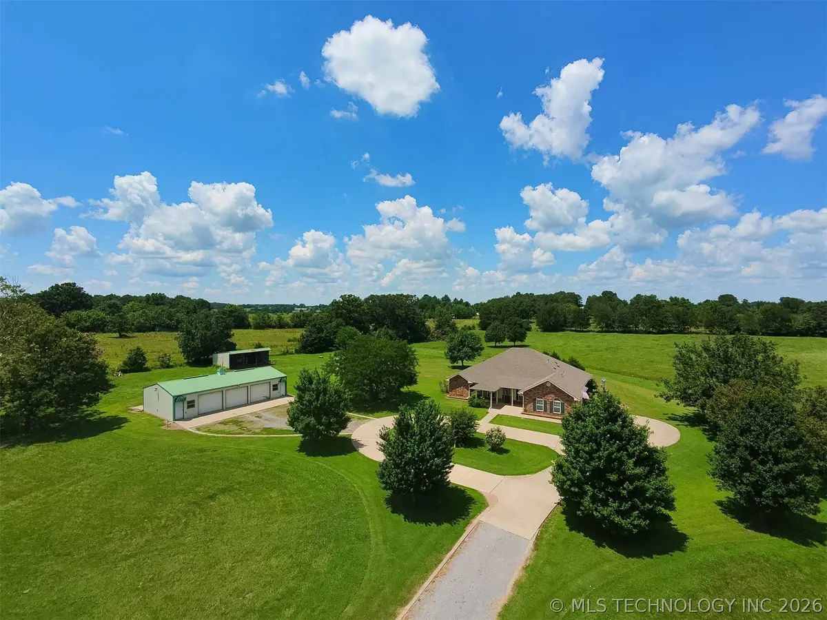 15224 W Jones Road, Tahlequah, OK 74464 - #1