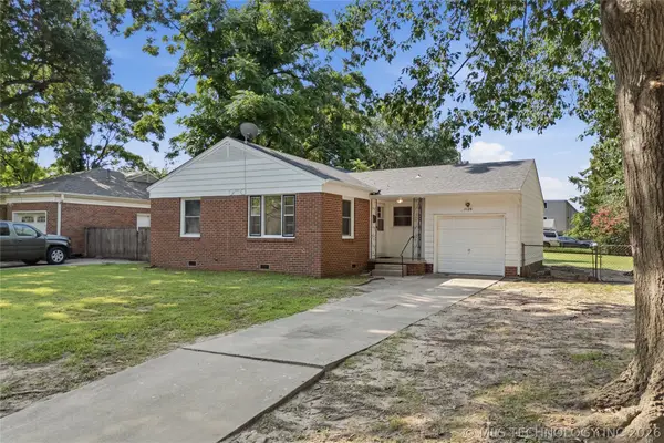 1126 E 49th Place, Tulsa, OK 74105